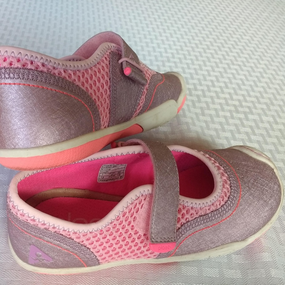 Plae Emme Shoes - Size 1